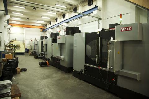 展群模型企業有限公司 - 