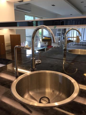 群晟國際有限公司 - 