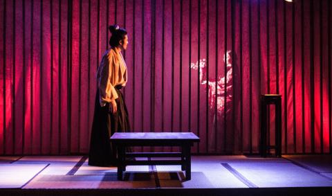 燈光設計/廖嘉皇 - 《女僕》舞台劇/燈光設計