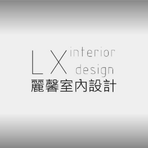 Maggie  - 為書籍所畫的插畫，運用墨水筆來表現出較為生硬的線段