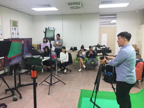 源想文創股份有限公司 - 台中教育大學錄製教學影片