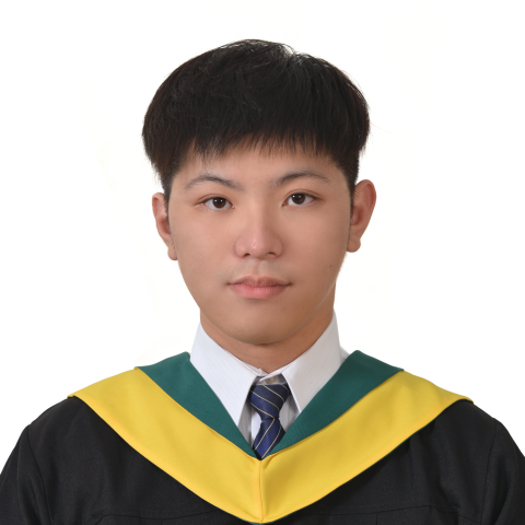 提供法文服務的專家黃育誠