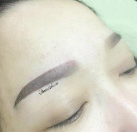 Dandelion 蒲公英時尚美學工作室 - 韓式霧眉