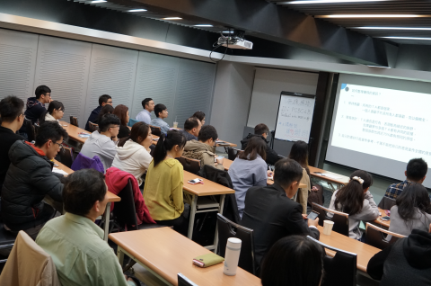 映聚共創股份有限公司 - 開設實體課程讓客戶可以更暸解關於行銷面的知識