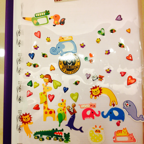 劉老師 - 集點換禮物或獎學金，讓專業的課程變活潑、輕鬆又有趣，大人小孩都不亦樂乎。