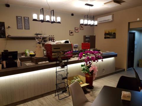 鴻宇油漆工程 - 咖啡廳
油漆施工後