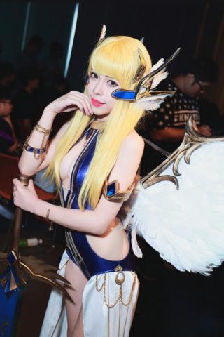 Chubby糖 - 魔靈召喚Coser