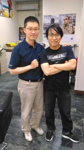 聯聖眼鏡 - 台北的張先生特地到高雄指名驗配。