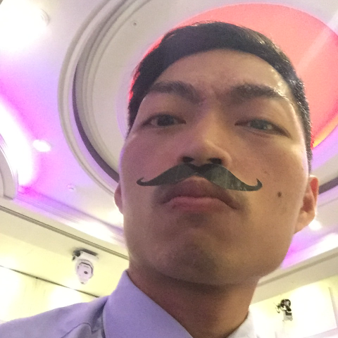 提供開車韓漫服務的專家蔡易紳