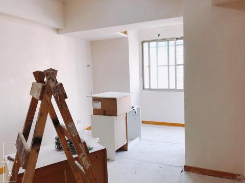 三設企業 - • 施工地點：基隆橘郡
• 服務項目：#室內塗裝 #全室粉刷烤漆 #舊屋翻新整修 #舊屋翻新 
• 坪數: 30坪
--------------------------------------------------
⚠️歡迎需要粉刷裝潢的老闆們請致電或私訊詢問哦～
?服務範圍：北北基、桃園、新竹以北
?免費線上諮詢?免費到府估價
➖提供線上報價服務➖
✅電話：0987350753