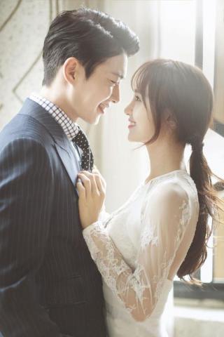 Very a wedding-蓓麗宛婚禮 婚紗攝影  一站式婚禮籌備 - 想在婚紗照看到自己不一樣的美嗎~透過禮服與專業造型師的巧手.嘗試不同的樣子

蓓麗宛婚紗攝影 歡迎預約諮詢~02-28579909
地址:新北市三重區集賢路110-3號
/ 婚紗攝影 / 結婚包套 / 海外婚紗 /新娘秘書 / 婚禮紀錄 /全家福 /個人寫真 /