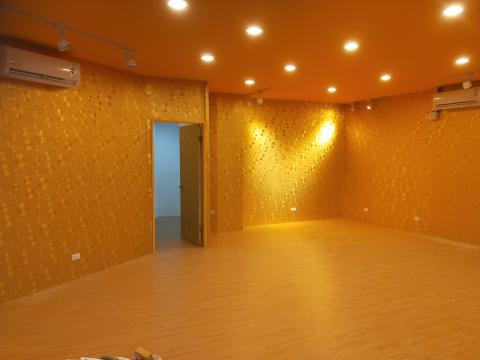 曹龍翔 - 裝潢場分離式冷氣安裝