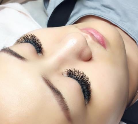 林秋麗（Dana lin)美睫講師 - 0.10豔麗濃呈現效果