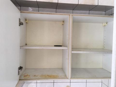 御宅清潔 - 廚櫃油污處理前照