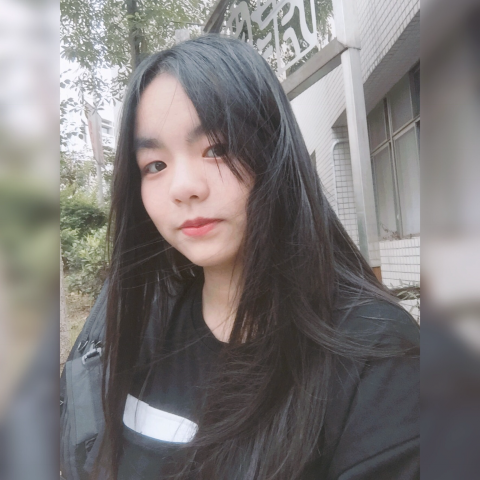 提供台語服務的專家劉芯彤