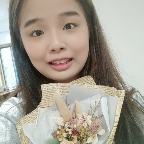 提供材料系排名服務的專家廖翊伶