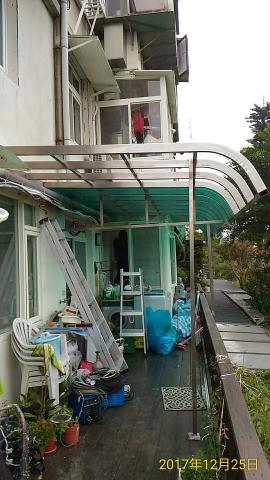 永信鐵工廠 - 白鐵採光罩
(施工中)