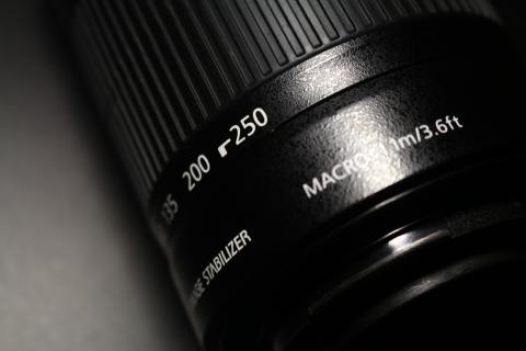 張岳文 - 基本商品攝影