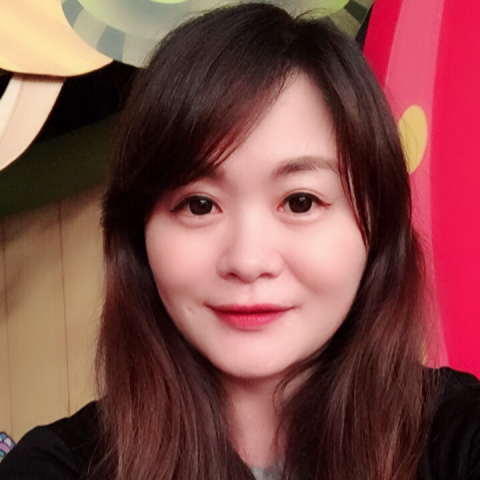 提供模特兒服務的專家黃小姐