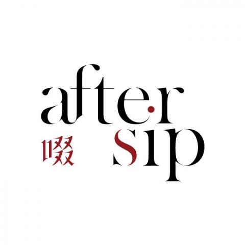 Perlette - 紅酒平台LOGO
柔滑線條帶出酒品在口中溫潤的意象