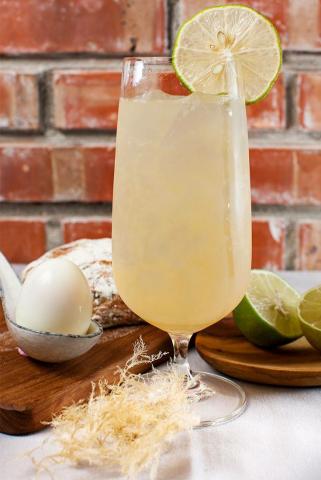 邢正康 - 飲料店內現場拍攝