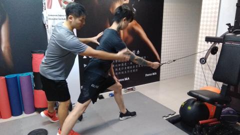 ForceMA 萬有引力 運動空間 - 