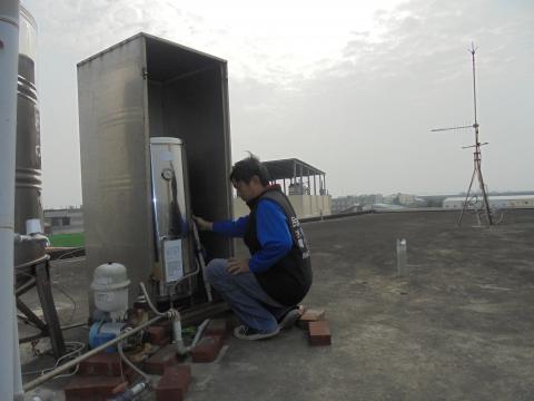 上品水電 - 電能熱水器電熱管更和