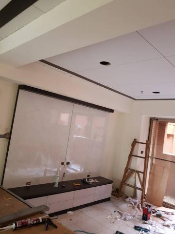 陳文德 - 客戶要求的簡單化天花板+電視牆+電視櫃