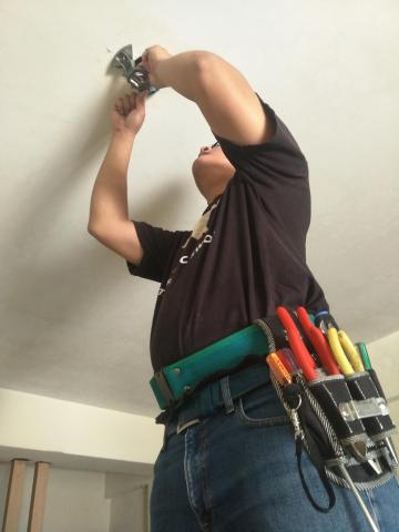 詠信水電燈飾安裝維修 - 