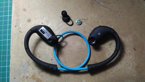 小家,水電維修個體戶 - 藍芽耳機小喇叭脫落