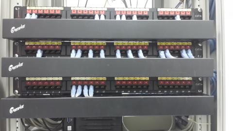 PRO工具人 - 工程案例(三)-機房網路跳線整線 PRO工具人 - 工程案例(三)-機房網路跳線整線