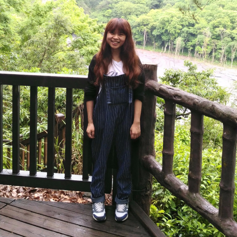 提供美國加州服務的專家曾婷愉