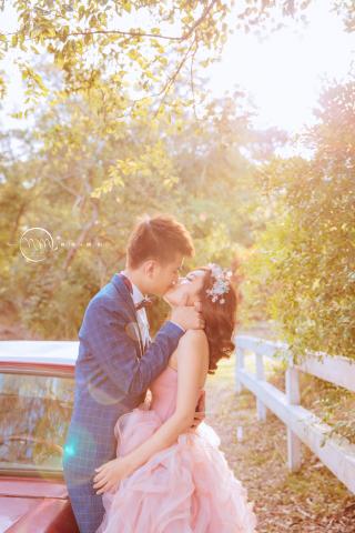 自然時刻攝影工作室 - 婚紗攝製