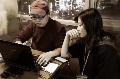 陳正中 - 與客戶討論拍攝細節