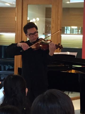 范鈞硯 - 小型的邀約演出