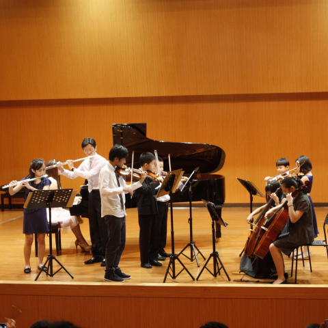 科夫曼音樂中心 - 每年舉辦音樂發表會,提供學員們展現自我的舞台