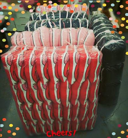 微點文創有限公司 - 大量造型抱枕 微點文創有限公司 - 大量造型抱枕