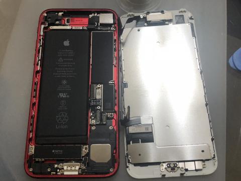 修修PHONE行動維修服務 - 7更換面板 拆機後