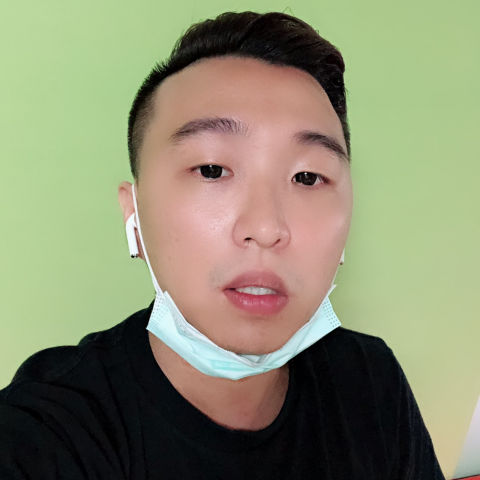 提供吉他換弦台北服務的專家劉宇軔