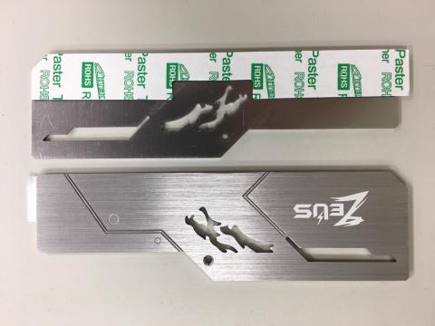 岩督科技有限公司 - 龍型RGB記憶體散熱片ODM