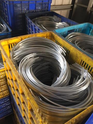 合成五金加工所 - 半滾圓提手