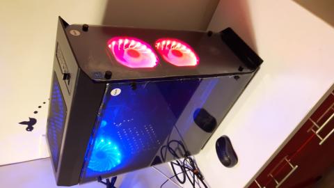 小藝個人電腦工作室 - 18000超炫文書機（可打英雄聯盟）開機3秒