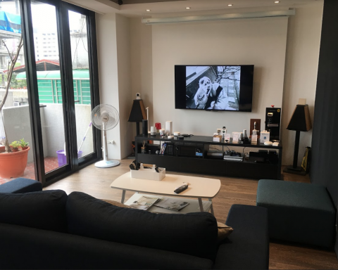 蓋斯克科技 - 沙發區