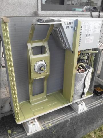范佐標 - 分離式冷氣室外機防鏽處理完工照 范佐標 - 分離式冷氣室外機防鏽處理完工照