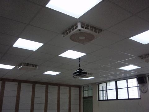 事事如意 - 新北市土城區某國中會議室室內裝修工程