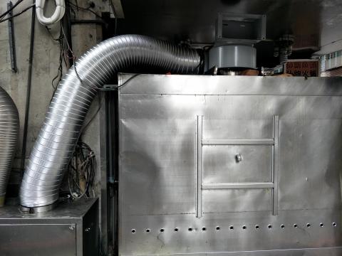 安心水電宅修 - 小吃店排風機更換