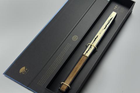 F&O DESIGN STUDIO - JINGFAN|京扇子|BRANDING & PACKAGE F&O DESIGN STUDIO - JINGFAN|京扇子|BRANDING & PACKAGE