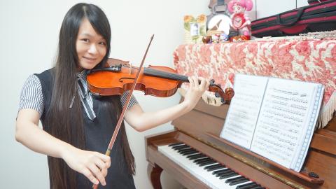 Kaili語言暨音樂學院 - 