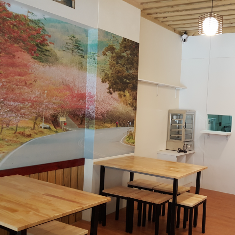 渼好生活室內設計裝潢 - 店面很小  經過修飾  變大了   業主嚇一跳