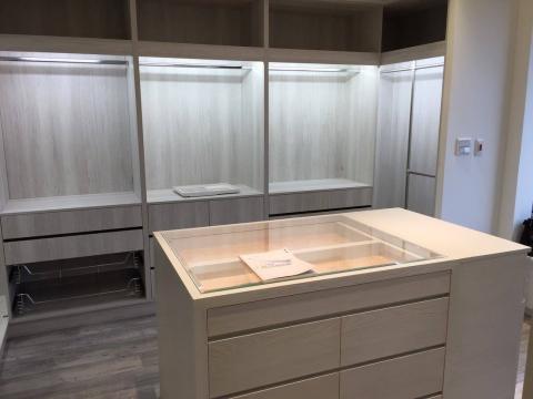 群晟國際有限公司 - 